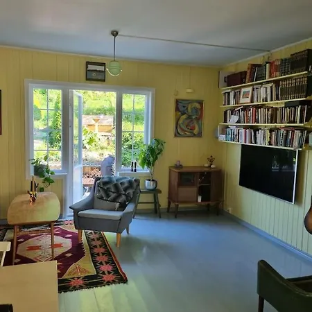 Vakkert Hus I Gamle Oslo. 3 Parkeringsplasser. Apartament Oslo